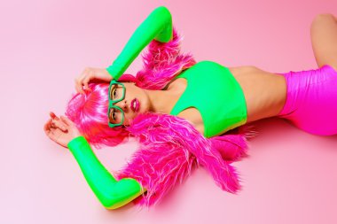 Modern pinup