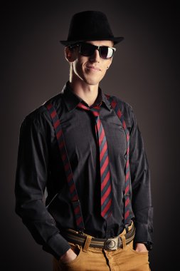 Headdress erkek moda.