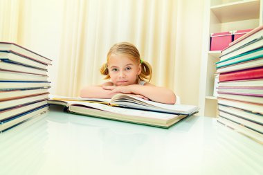 Anaokulu eğitim, oldukça küçük kız