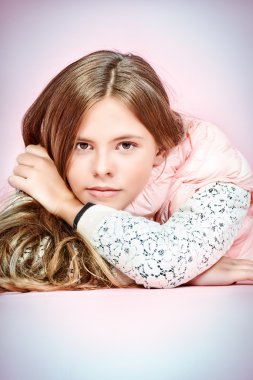 Stüdyo portre. Modern genç nesil