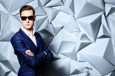 erkek güneş gözlüğü