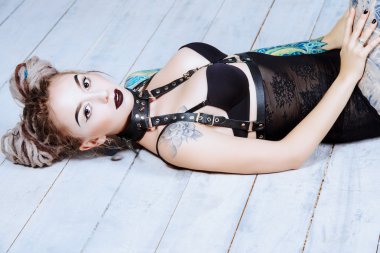 cinsel iç çamaşırı. BDSM.