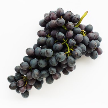 Üzüm Beyaz Arkaplanda İzole Edildi