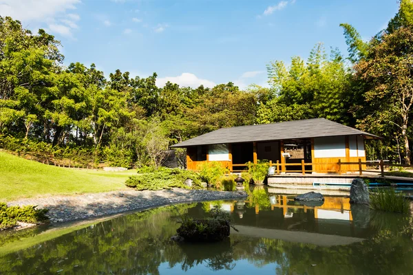 Hermosa vista del jardín japonés — Foto de Stock