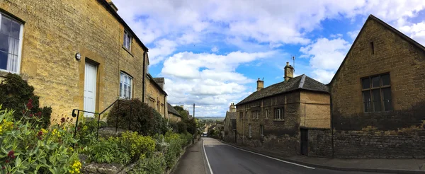 Cotswold traditional village england uk — Stock Photo, Image