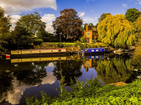 Rivier avon Leicester uk — Stockfoto