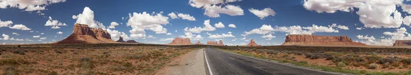 Monument Valley Panorama — Stockfoto