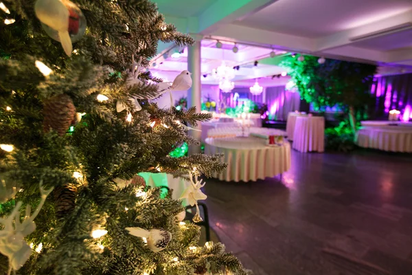 Natal ti no salão de banquetes — Fotografia de Stock