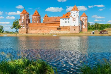 güzel kale Mir ve göl Mir, Beyaz Rusya