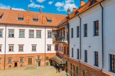 Kalenin iç avluya karmaşık Mir