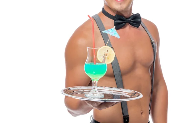 Köstliche tropische Cocktails auf einem Tablett des Kellners Nahaufnahme — Stockfoto