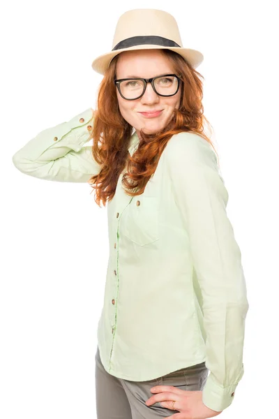 Sonriente chica en una camisa verde y sombrero posando —  Fotos de Stock