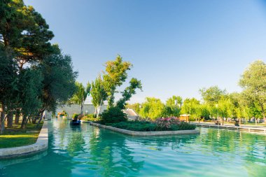 Küçük Venedik su parkı Azerbaycan 'ın Bakü Bulvarı' nda yer almaktadır.