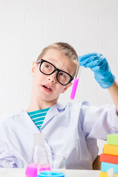 Schoolboy Studies Multi Colored Substances Test Tubes Conducts Experiments Portrait — Stock Photo, Image