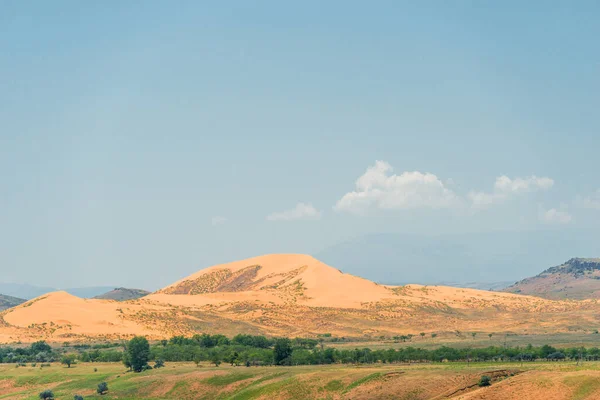 Αμμόλοφος Sand Dune Sarikum Στο Νταγκεστάν Της Ρωσίας — Φωτογραφία Αρχείου