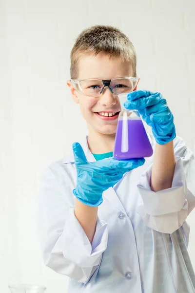 Schoolboy Studies Multi Colored Substances Test Tubes Conducts Experiments Portrait — Stock Photo, Image