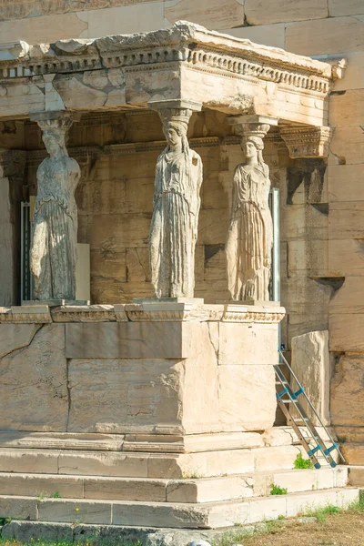 Karyatides Świątynia Erechtheion Akropol Atenach Grecja — Zdjęcie stockowe