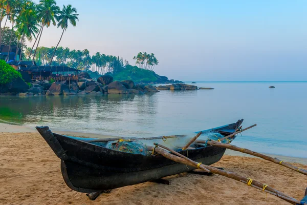 Prachtige strand van Goa Palolem bij dageraad — Stockfoto