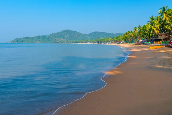 Prázdné Palolem Beach v ranních hodinách — Stock fotografie