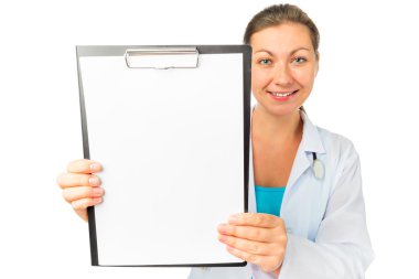Doktor elinde reklam için temiz boş formu