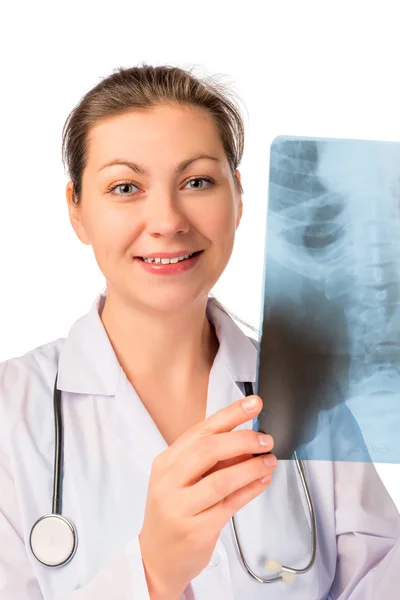 Radiologista médico sorridente com um raio-X nas mãos — Fotografia de Stock