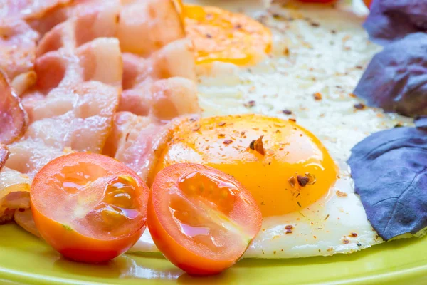 Hearty and delicious breakfast Close-up — Stock Photo, Image