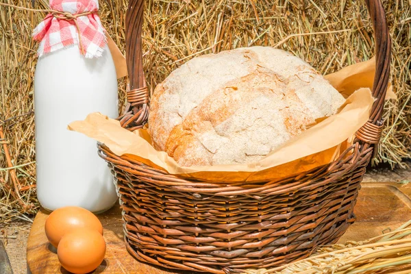 Still-life of natural products in the agricultural decoration — Stock Photo, Image