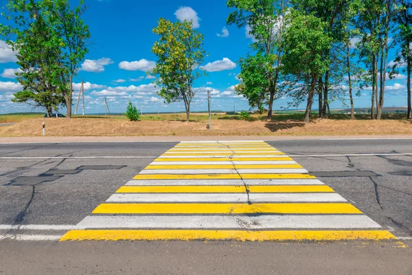 Empty Country highway with a pedestrian crossing — Stock Photo, Image