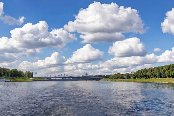 Tver Tver Régió Sétálj Végig Volgán Kilátás Régi Volga Hídra — Stock Fotó