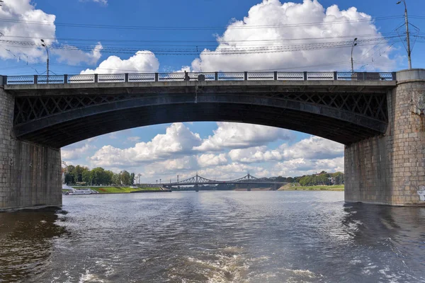 Tver Tver Bölgesi Volga Boyunca Yürü Yeni Volga Köprüsü Eski — Stok fotoğraf