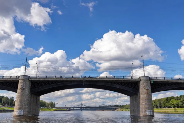Tver Tver Bölgesi Volga Boyunca Yürü Yeni Volga Köprüsü Eski — Stok fotoğraf