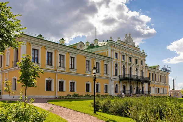 Tver Tver Keizerlijk Reispaleis 18E Eeuw Kathedraal Plein Uitzicht Vanaf — Stockfoto