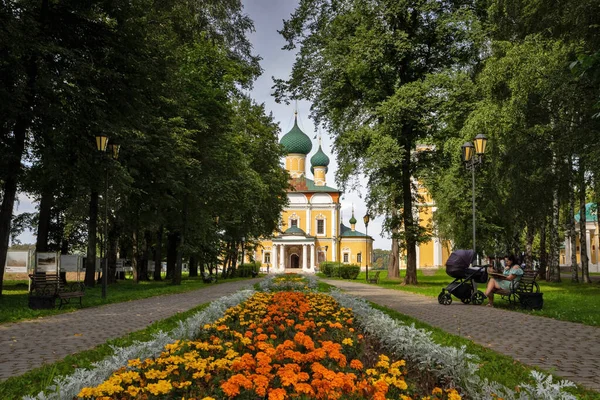 Uglich Região Yaroslavl Uglich Kremlin Catedral Transfiguração Spaso Preobrazhensky Belfry Imagem De Stock