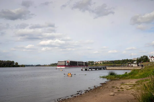 Çirkin Yaroslavl Bölgesi Volga Gemi Turu Fırtınadan Önce Geminin Arka — Stok fotoğraf