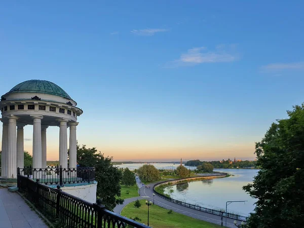 Sommerabend Das Wolga Ufer Ist Die Perle Von Jaroslawl Parken — Stockfoto