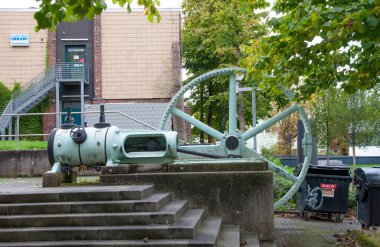 ACHEN, ALMANLIK. Ekim, 04, 2020. IWM RWTH Teknik Merkezi. Arka bahçe kurulumu