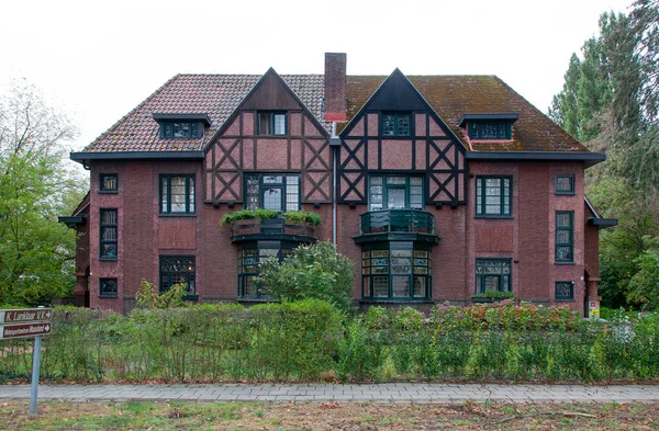 Dilsen Taalkundig België September 2020 Hotel Momo Logeren Herfst — Stockfoto