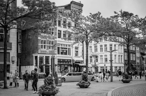オランダのアムステルダムです 2021年6月6日 ダム広場街の美しい景色 — ストック写真