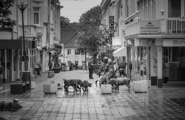 Kötü OEYNHAUSEN, ALMANI. Haziran 03, 2021. Domuz çeşmesi.. — Stok fotoğraf