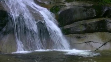 Harrachov şelale Mumlava.