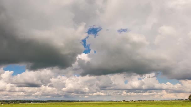 移動する雲の時間経過 — ストック動画