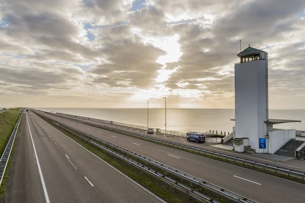 Afsluitdijk con salida del sol — Foto de Stock