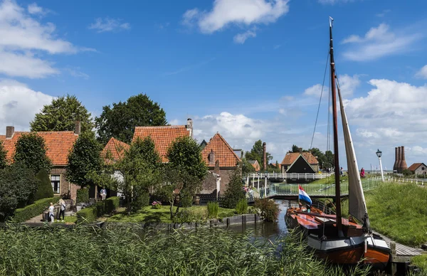 Enkhuizen Zuiderzee Museum i łodzi rybackich — Zdjęcie stockowe