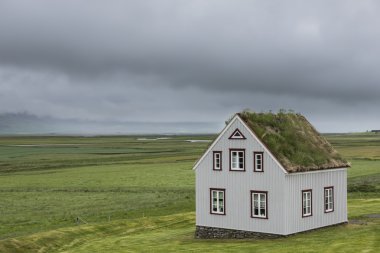 İzlanda üzerinde geleneksel ev