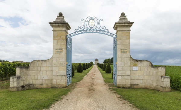 Porta di Chateau Balestard — Foto Stock