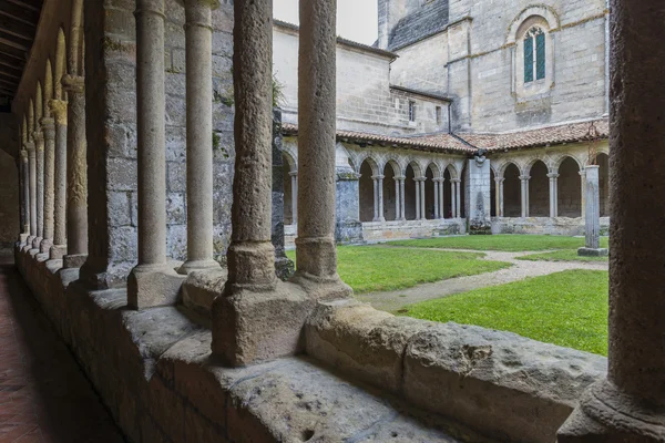 Patio of Monastery in saint-Emilion — Stock Photo, Image