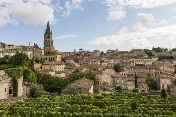 Vista sul centro e sulla chiesa Winedistrict Saint-Emilion — Foto Stock