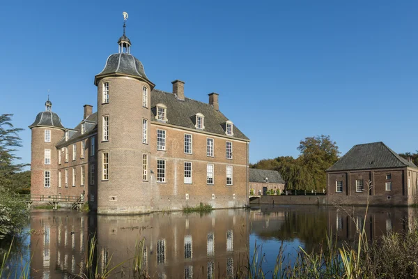 Castillo y Canal Slangenburg en Doetinchem — Foto de Stock