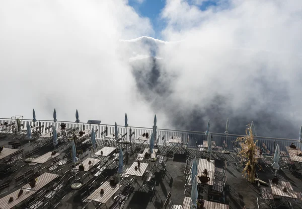 Terrasse in den bergen schweiz — Stockfoto