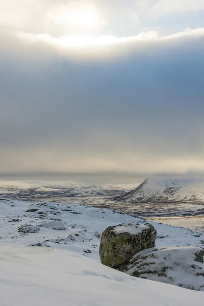 ロックとドヴレフエル ノルウェーの風景 — ストック写真